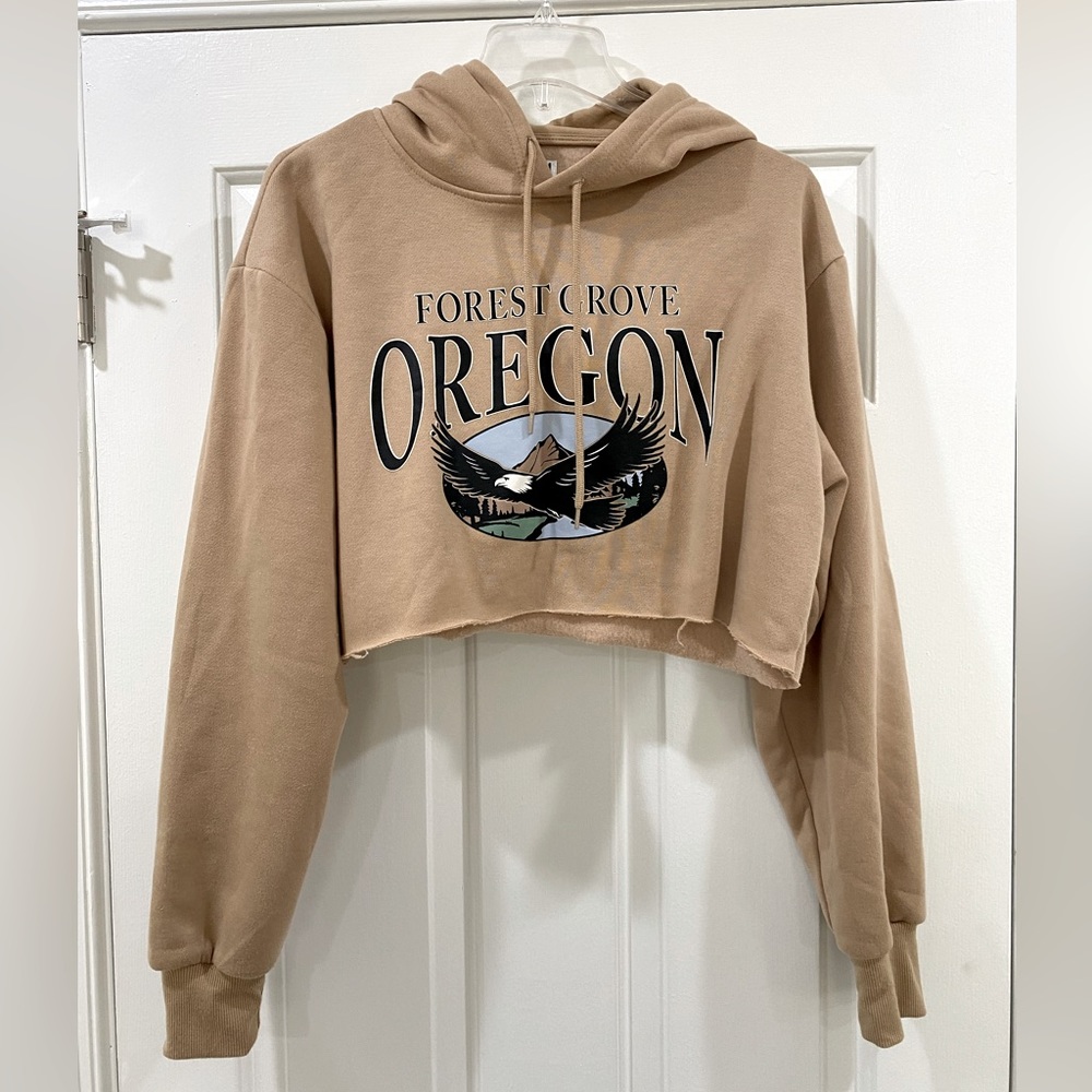 REFUGE ATHLETICS “FOREST GROVE OREGON” CROPPED HOODIE- MEDIUM